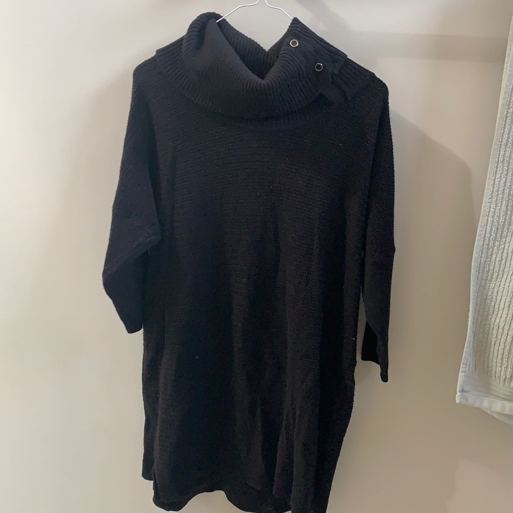 Black knit dress